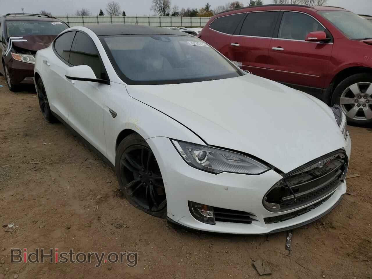 Фотография 5YJSA1S28FF082788 - TESLA MODEL S 2015