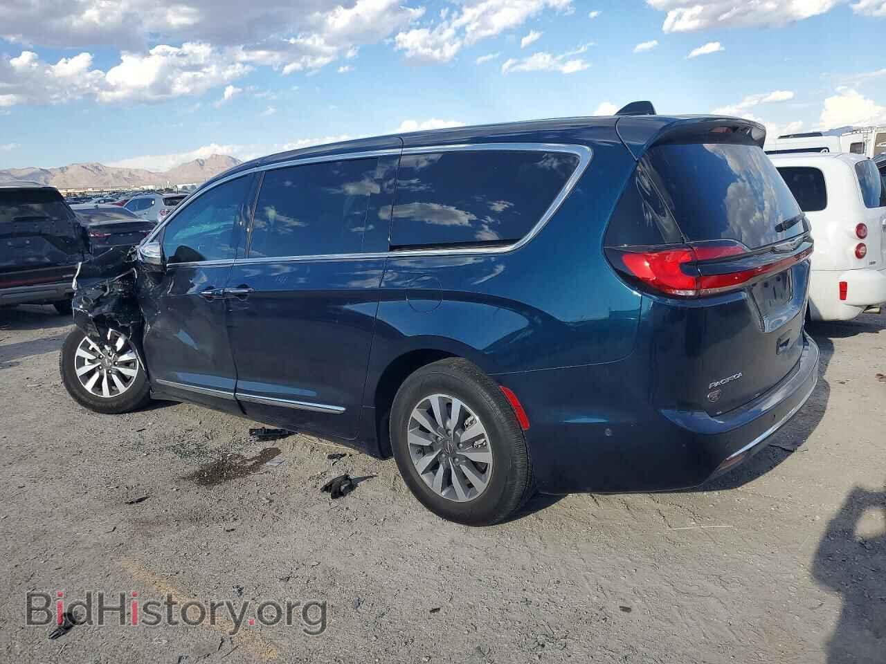 2023 CHRYSLER PACIFICA - VIN: 2C4RC1S73PR630979 - Photo 2