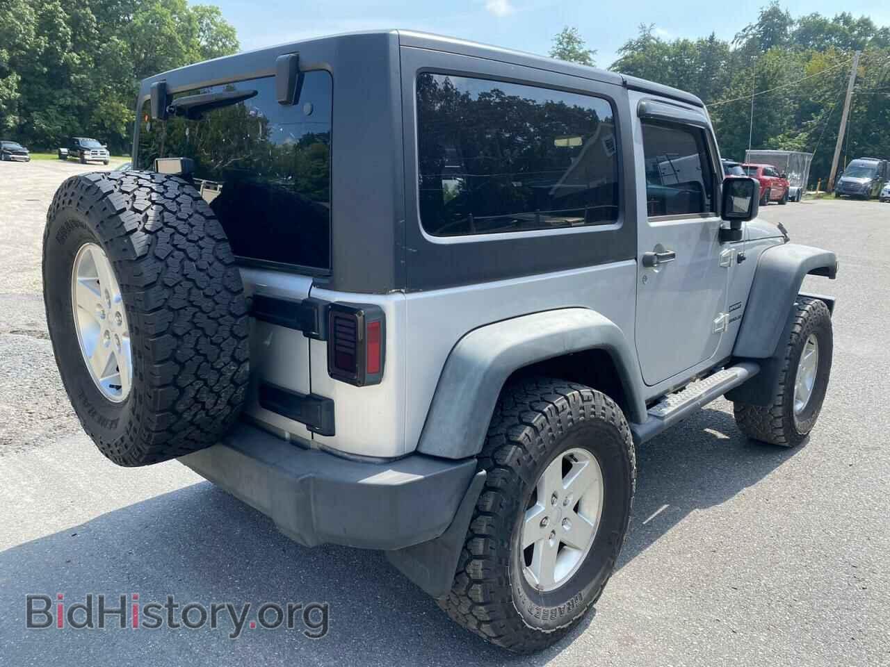 2011 JEEP WRANGLER - VIN: 1J4AA2D16BL596114 - Фото 3