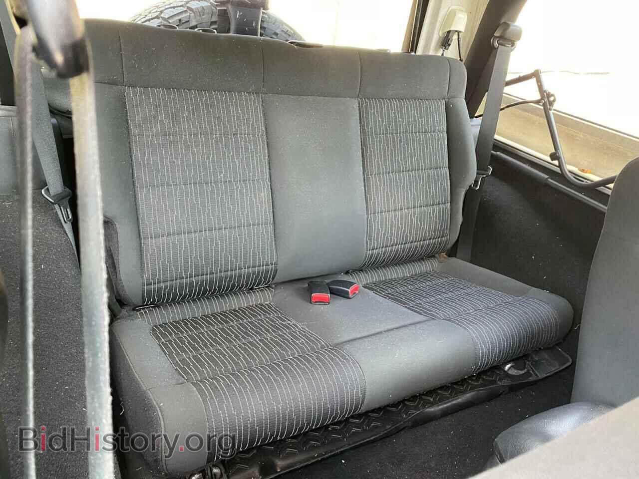 2011 JEEP WRANGLER - VIN: 1J4AA2D16BL596114 - Фото 6