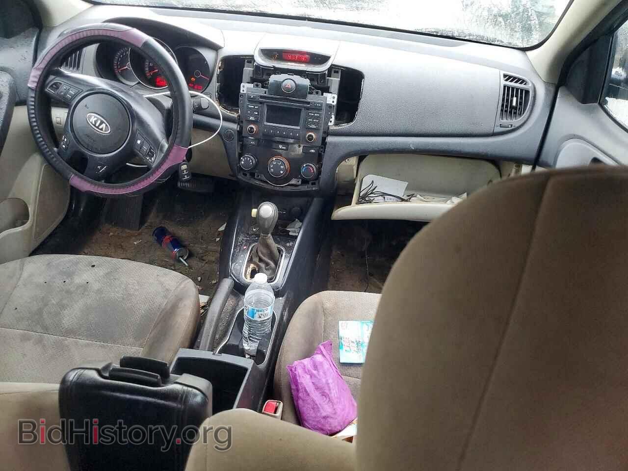 2011 KIA FORTE - VIN: KNAFU4A28B5451976 - Photo 8