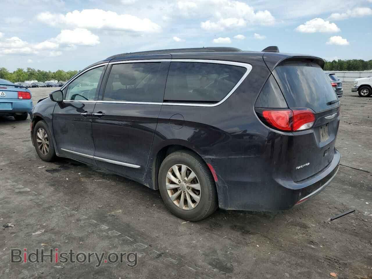 2017 CHRYSLER PACIFICA - VIN: 2C4RC1BG1HR691880 - Photo 2