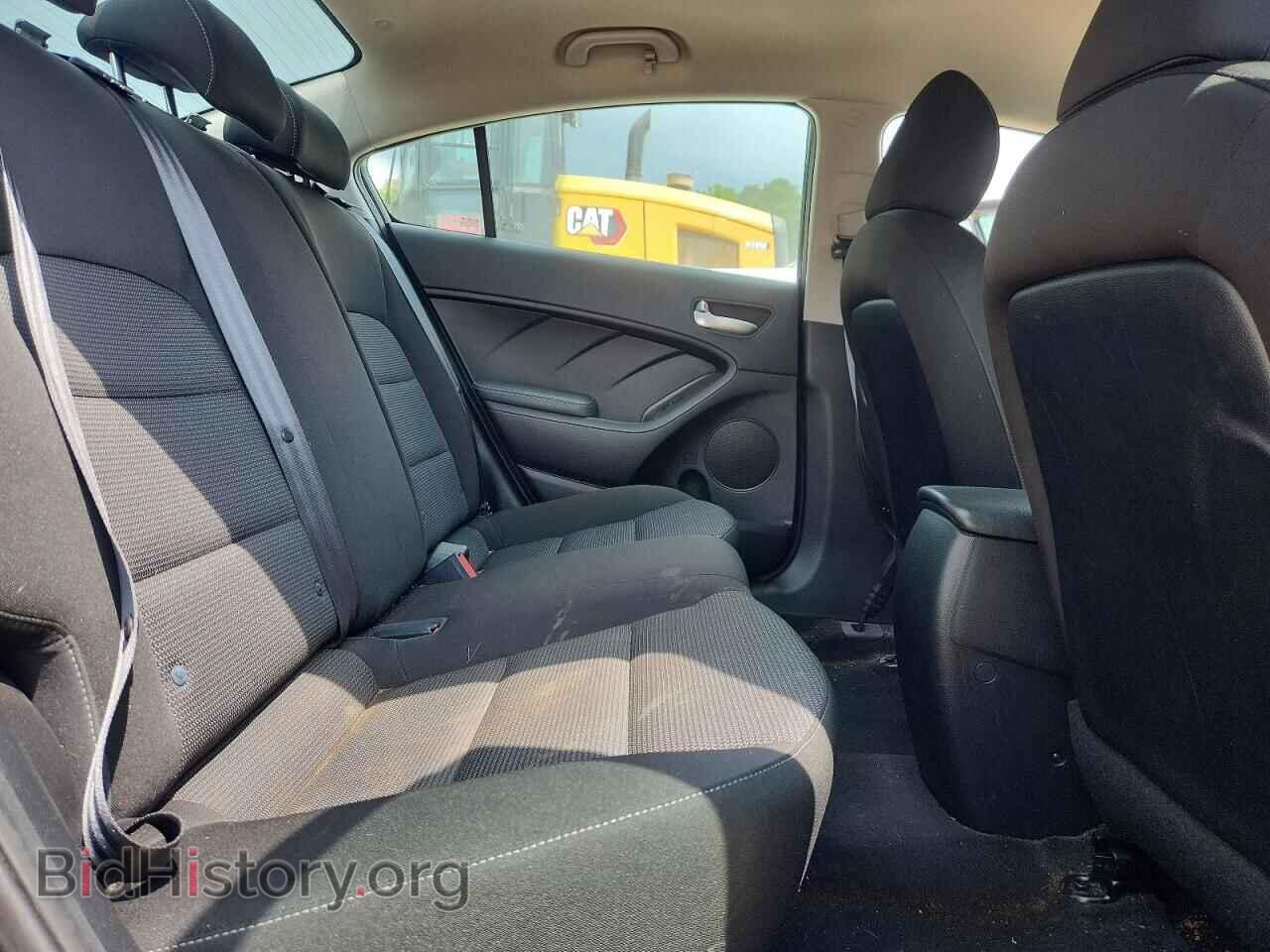 2017 KIA FORTE - VIN: 3KPFK4A76HE130357 - Фото 10