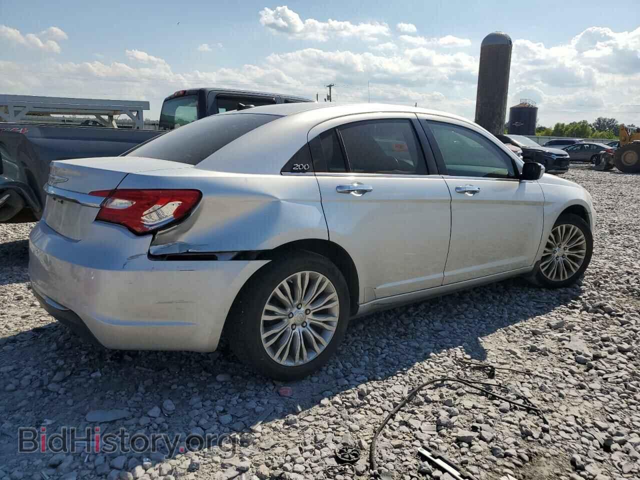 2012 CHRYSLER 200 - VIN: 1C3CCBCB9CN153064 - Фото 3