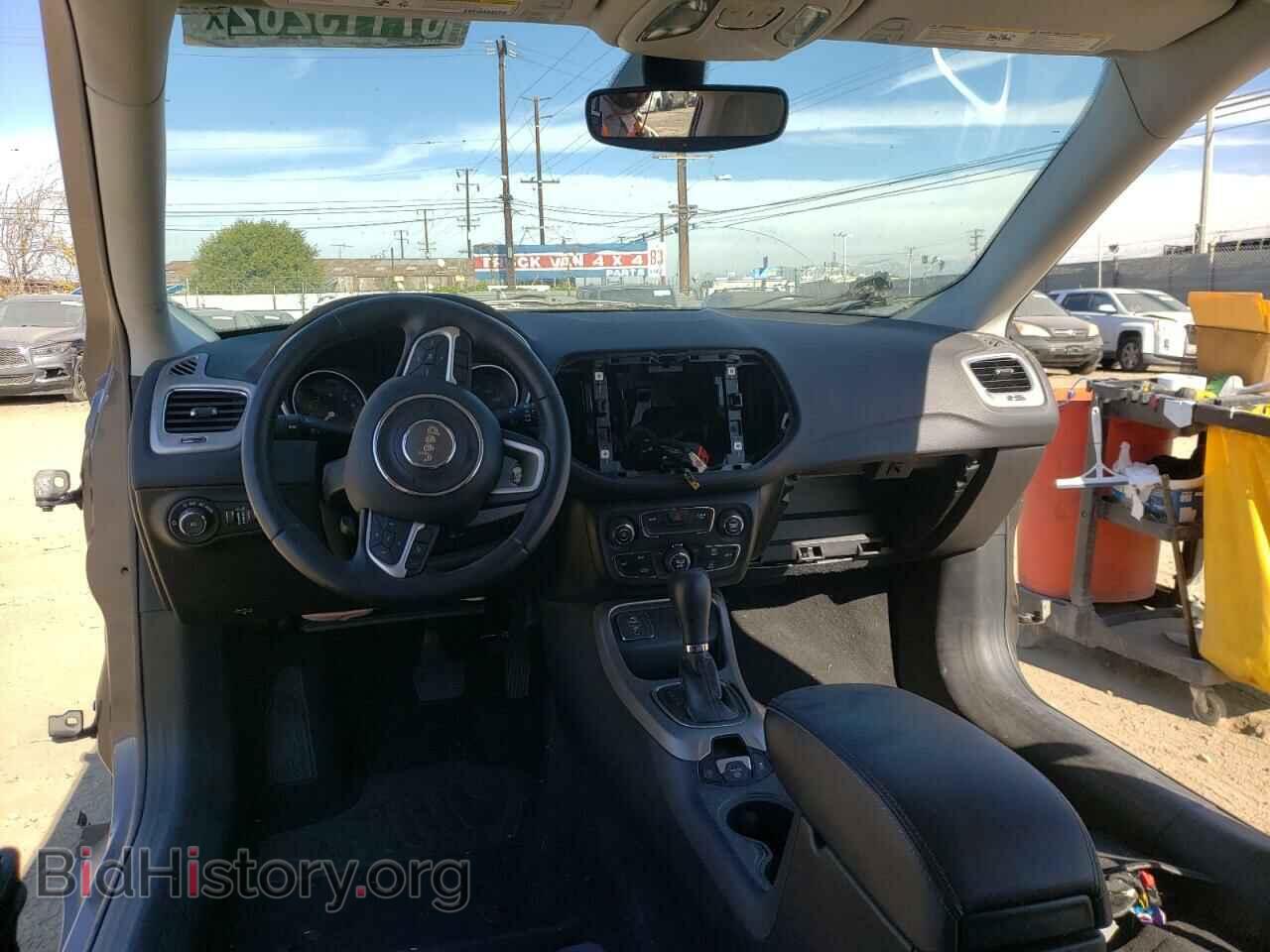 2017 JEEP COMPASS - VIN: 3C4NJCBBXHT605905 - Photo 8