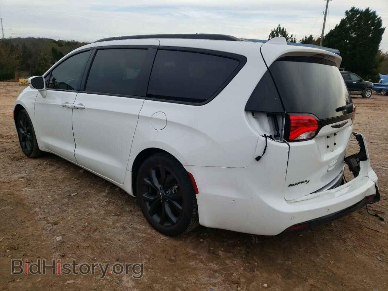 2019 CHRYSLER PACIFICA - VIN: 2C4RC1GG3KR587584 - Photo 2