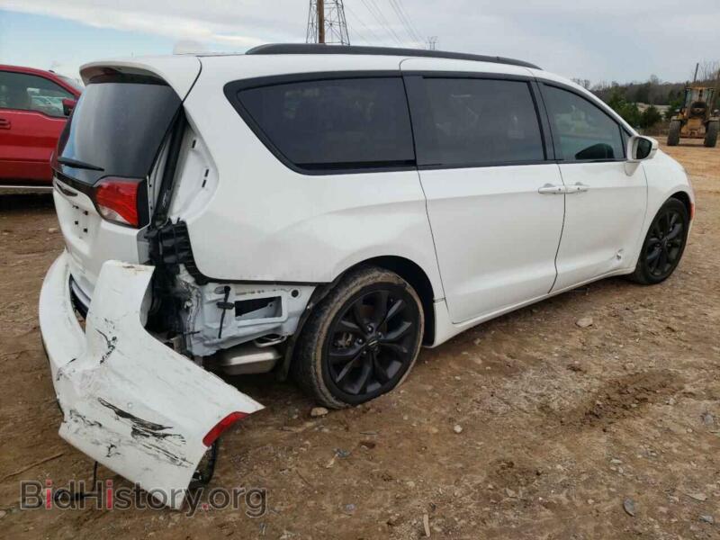 2019 Chrysler PACIFICA (VIN 2C4RC1GG3KR587584) — photo 3 of 13