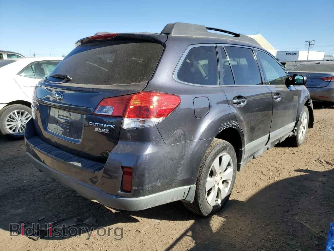 2011 SUBARU OUTBACK - VIN: 4S4BRBCC4B3316059 - Photo 4