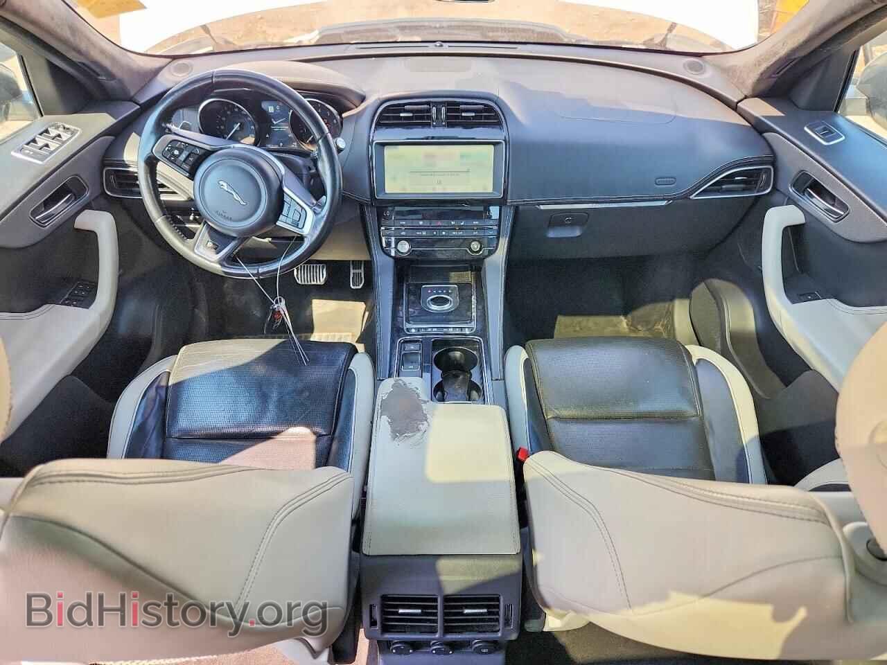 2019 JAGUAR F-PACE - VIN: SADCM2FV8KA390265 - Photo 8