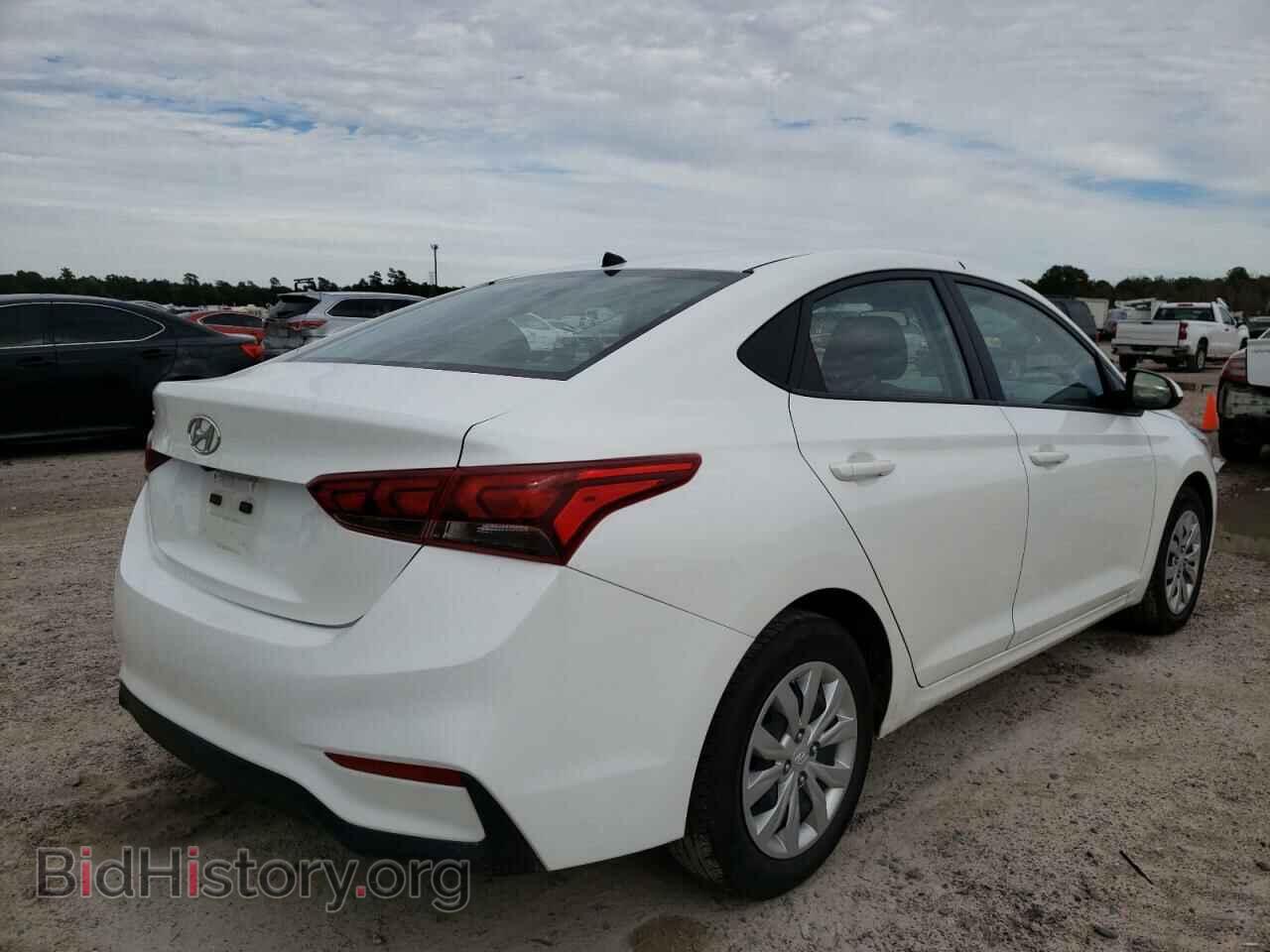 2019 HYUNDAI ACCENT - VIN: 3KPC24A31KE072293 - Фото 4