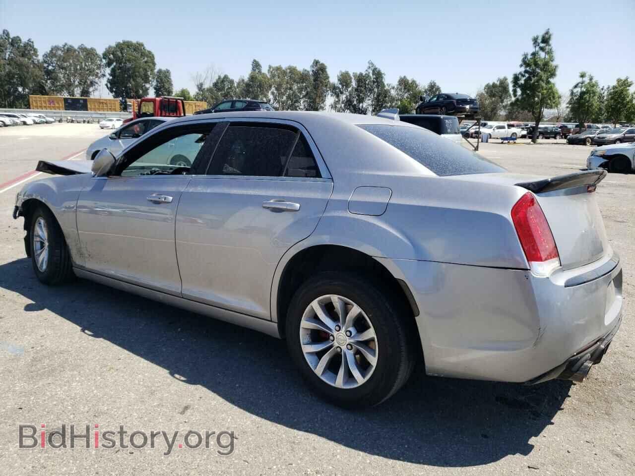 2015 CHRYSLER 300 - VIN: 2C3CCAAG6FH807332 - Фото 2