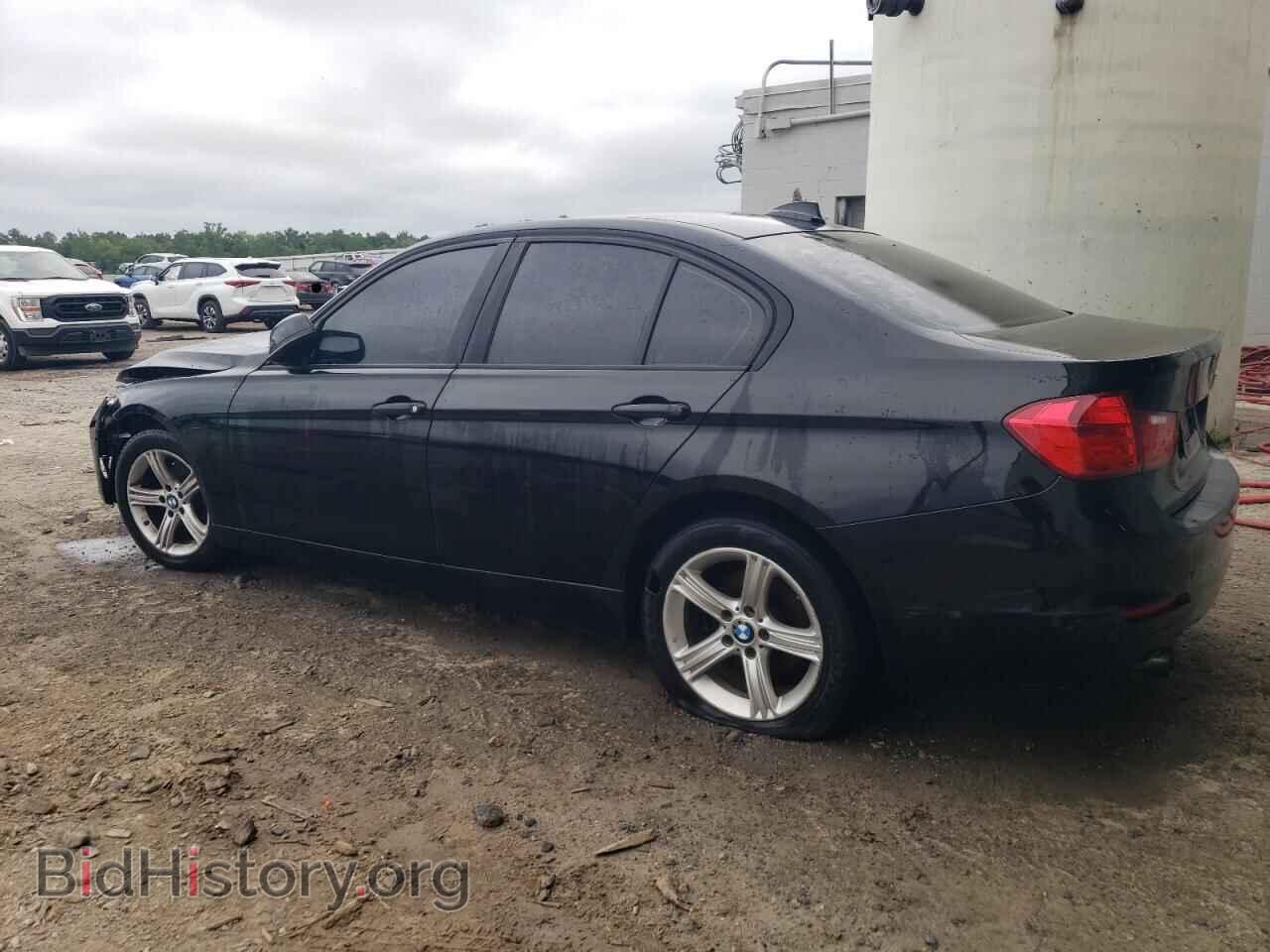 2014 BMW 3 SERIES - VIN: WBA3B1G53ENT00704 - Фото 2
