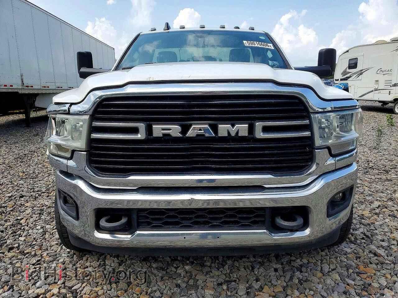 2021 RAM 5500 - VIN: 3C7WRMDL8MG517420 - Photo 5