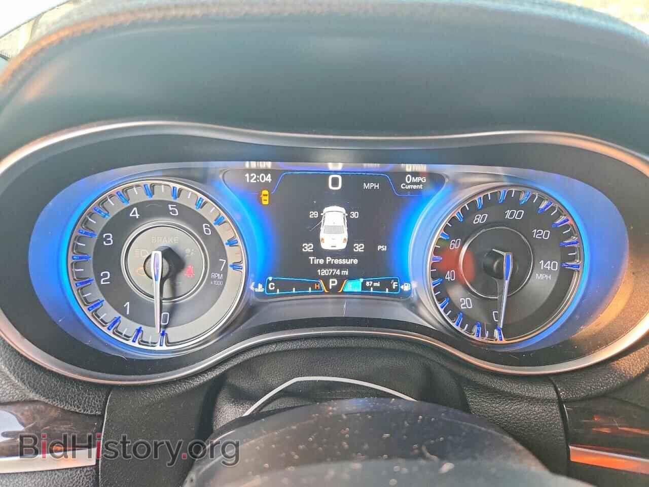 2015 CHRYSLER 300 - VIN: 2C3CCAEG1FH760236 - Photo 9