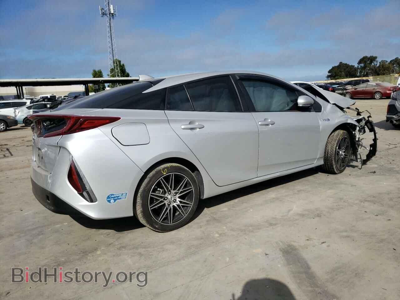 2021 TOYOTA PRIUS - VIN: JTDKAMFP7M3177988 - Фото 3