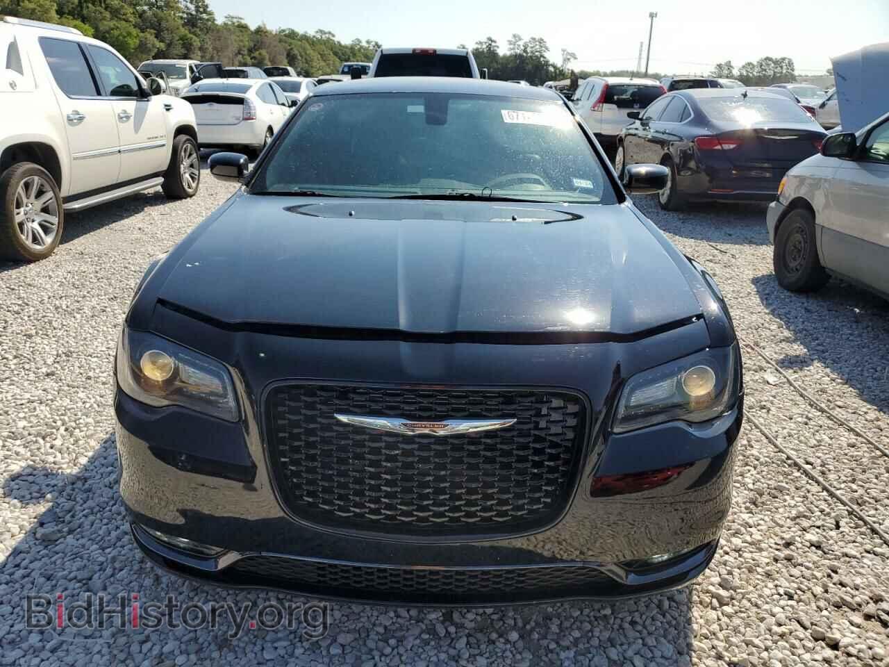 2019 CHRYSLER 300 - VIN: 2C3CCABG3KH516649 - Фото 5
