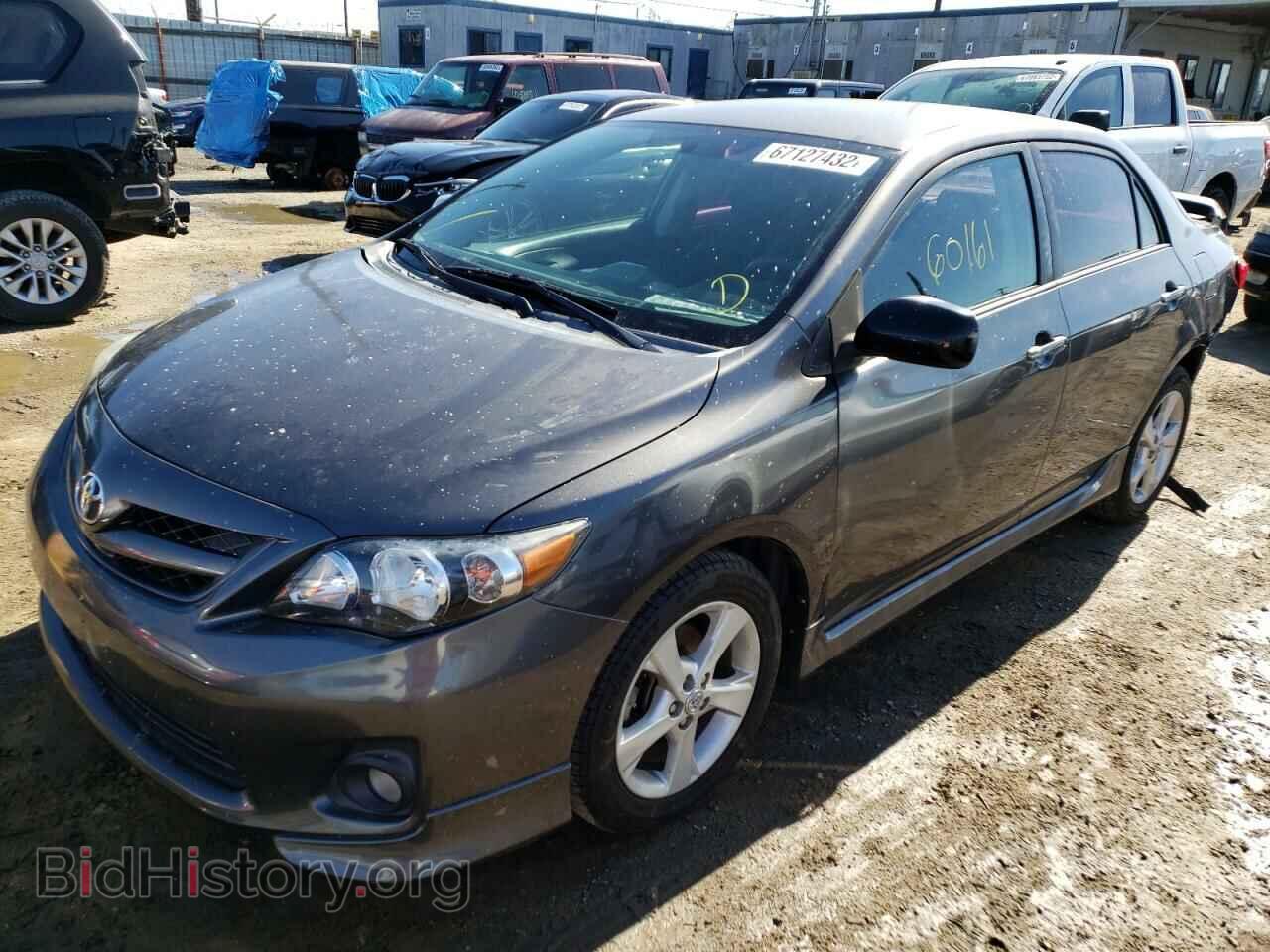 2013 TOYOTA COROLLA - VIN: 5YFBU4EEXDP208827 - Фото 2