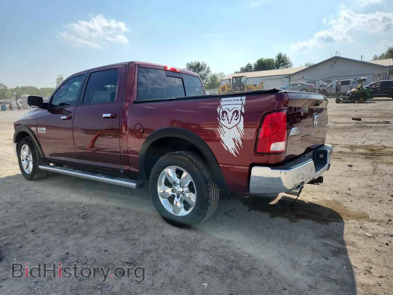 2016 RAM 1500 - VIN: 3C6RR7LT2GG215226 - Фото 2