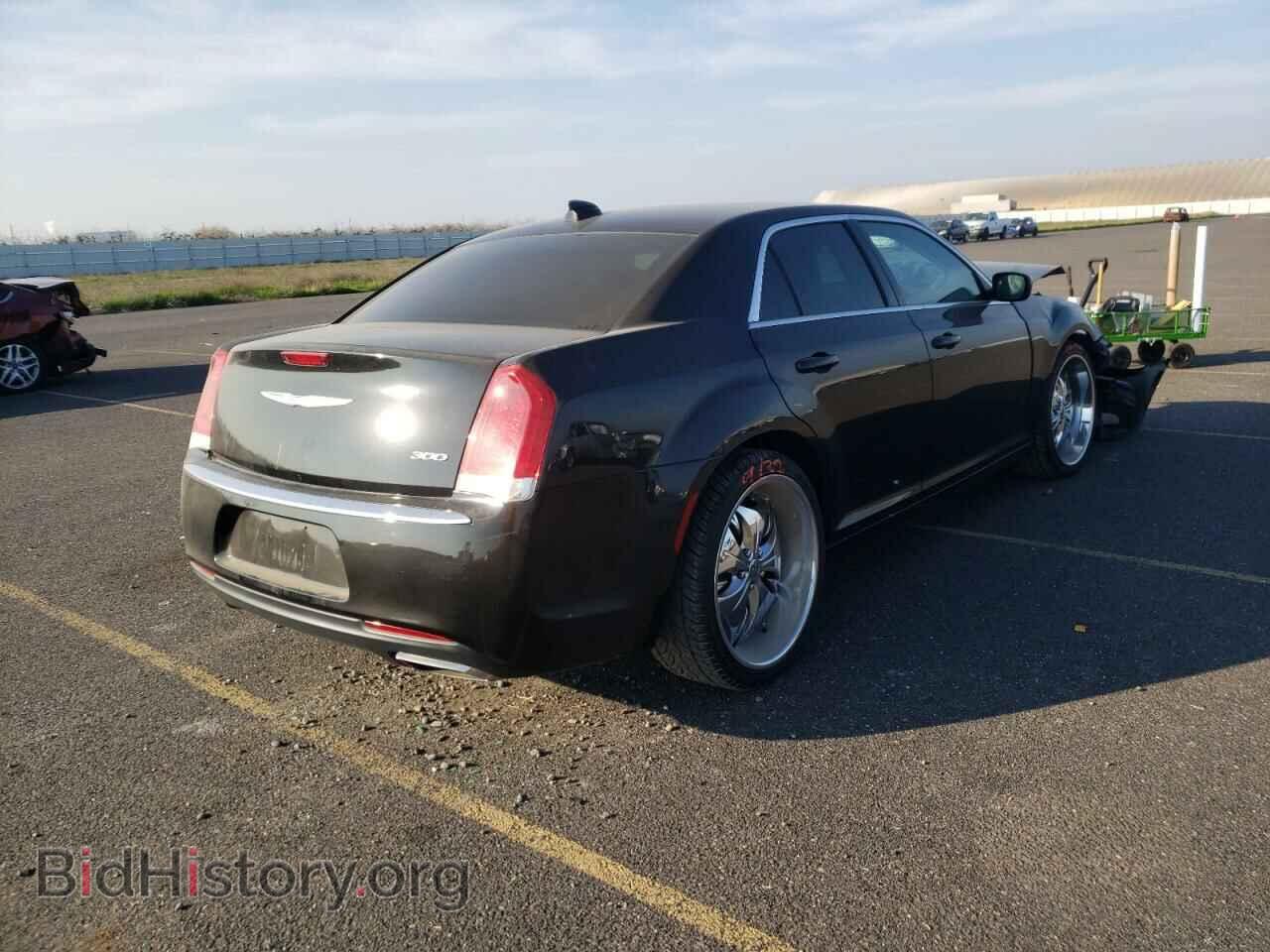 2016 CHRYSLER 300 - VIN: 2C3CCAAG6GH147939 - Фото 4