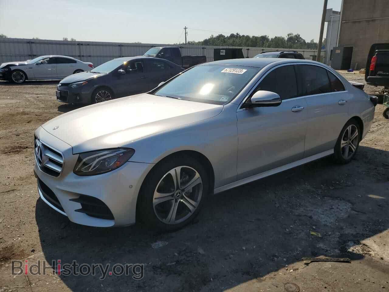 Photo WDDZF4KB2JA423188 - MERCEDES-BENZ E-CLASS 2018