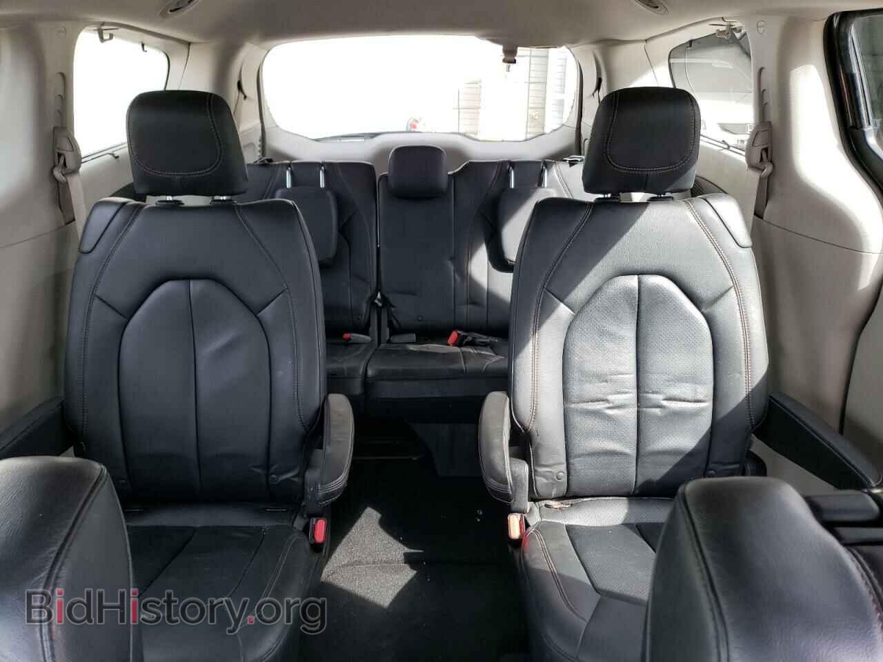 2018 CHRYSLER PACIFICA - VIN: 2C4RC1EG8JR261040 - Фото 10