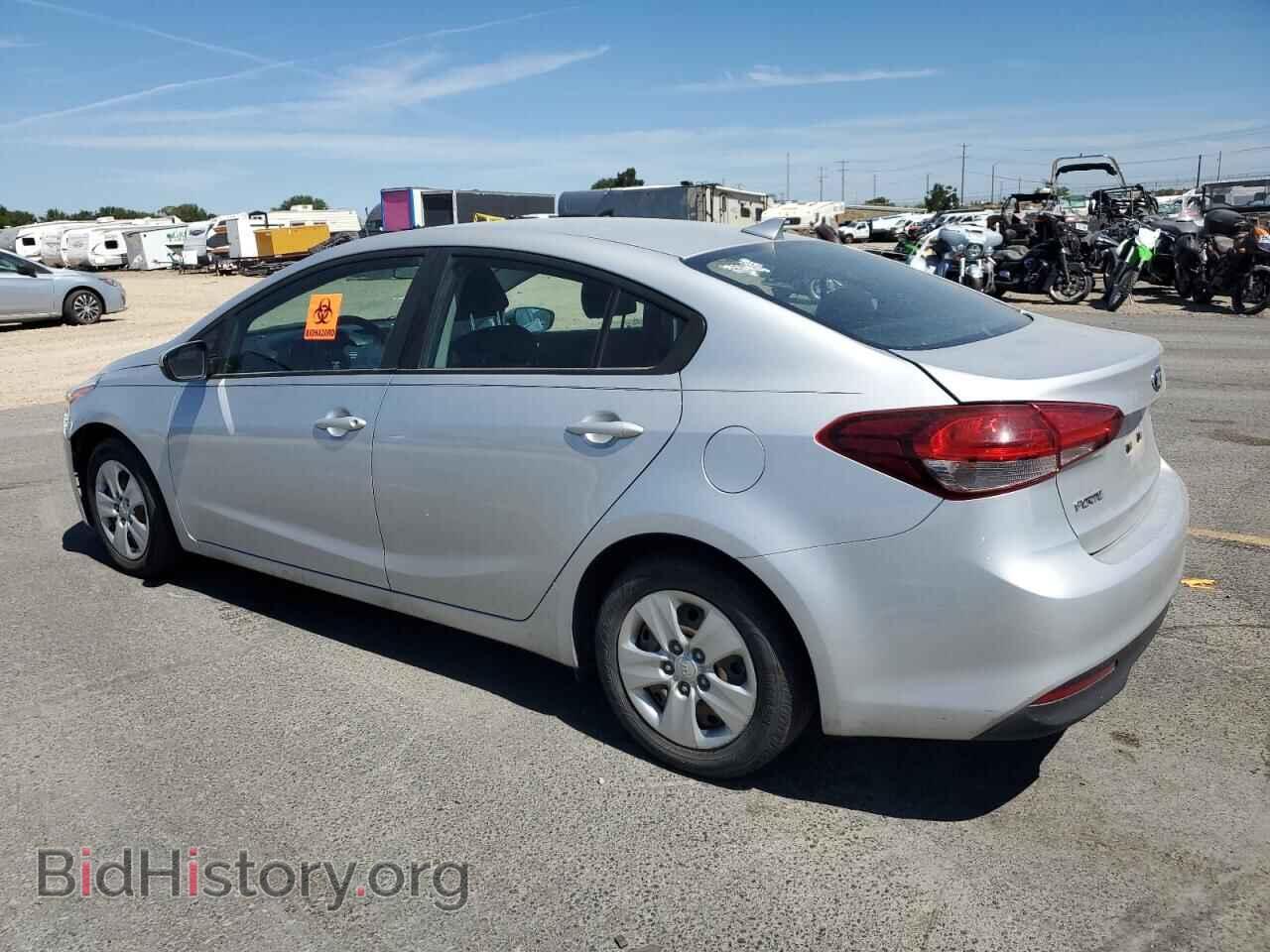 2017 KIA FORTE - VIN: 3KPFK4A71HE059794 - Фото 2