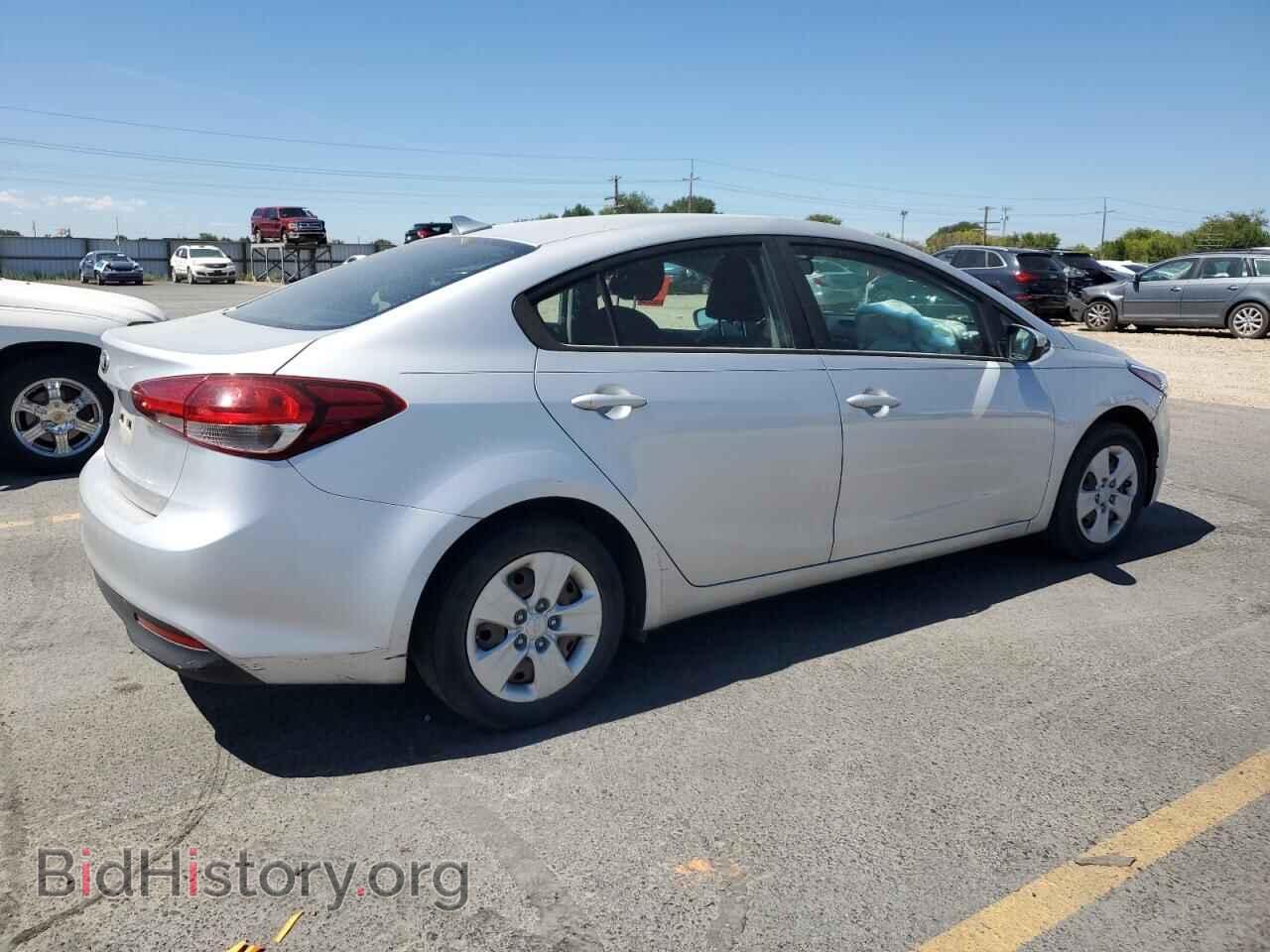 2017 KIA FORTE - VIN: 3KPFK4A71HE059794 - Фото 3