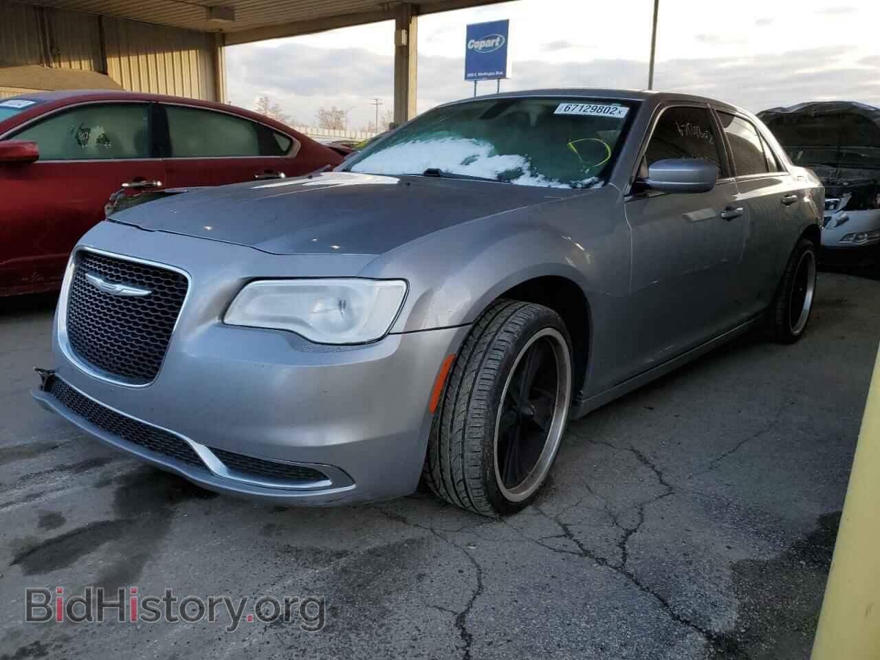 2015 CHRYSLER 300 - VIN: 2C3CCAAG8FH930856 - Фото 2
