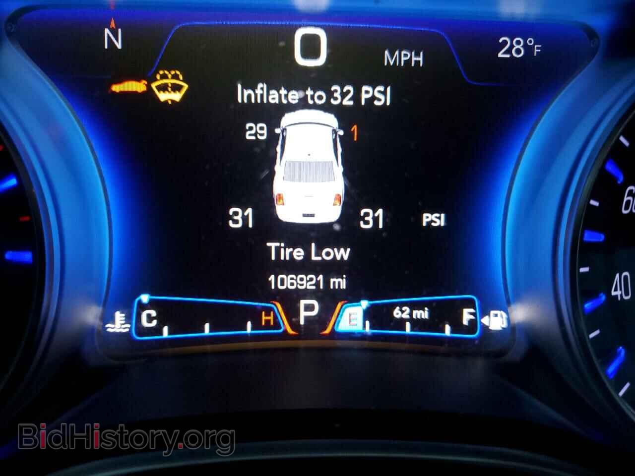 2015 CHRYSLER 300 - VIN: 2C3CCAAG8FH930856 - Фото 8