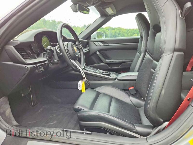 2020 Porsche 911 (VIN WP0CB2A96LS263487) — photo 7 of 13