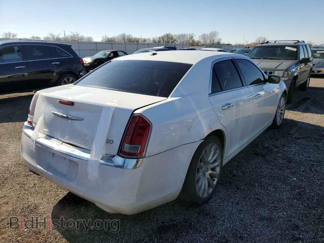 2013 CHRYSLER 300 - VIN: 2C3CCAAG5DH740896 - Фото 4