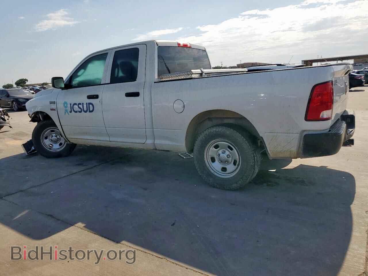 2018 RAM 1500 - VIN: 1C6RR6FT7JS105469 - Фото 2