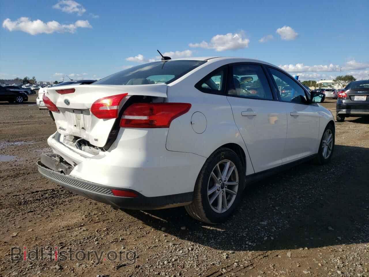 2017 FORD FOCUS - VIN: 1FADP3F24HL308876 - Фото 4
