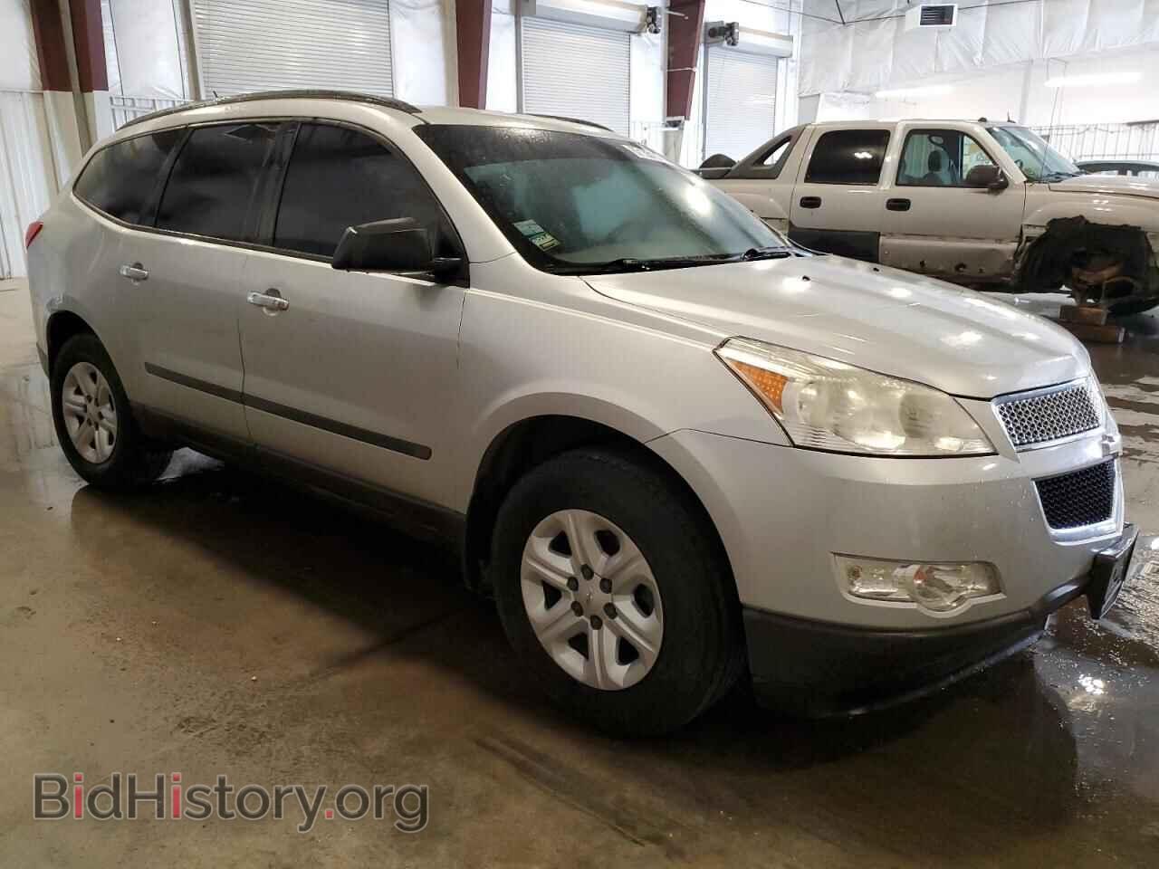 2011 CHEVROLET TRAVERSE - VIN: 1GNKVFED2BJ280176 - Фото 4