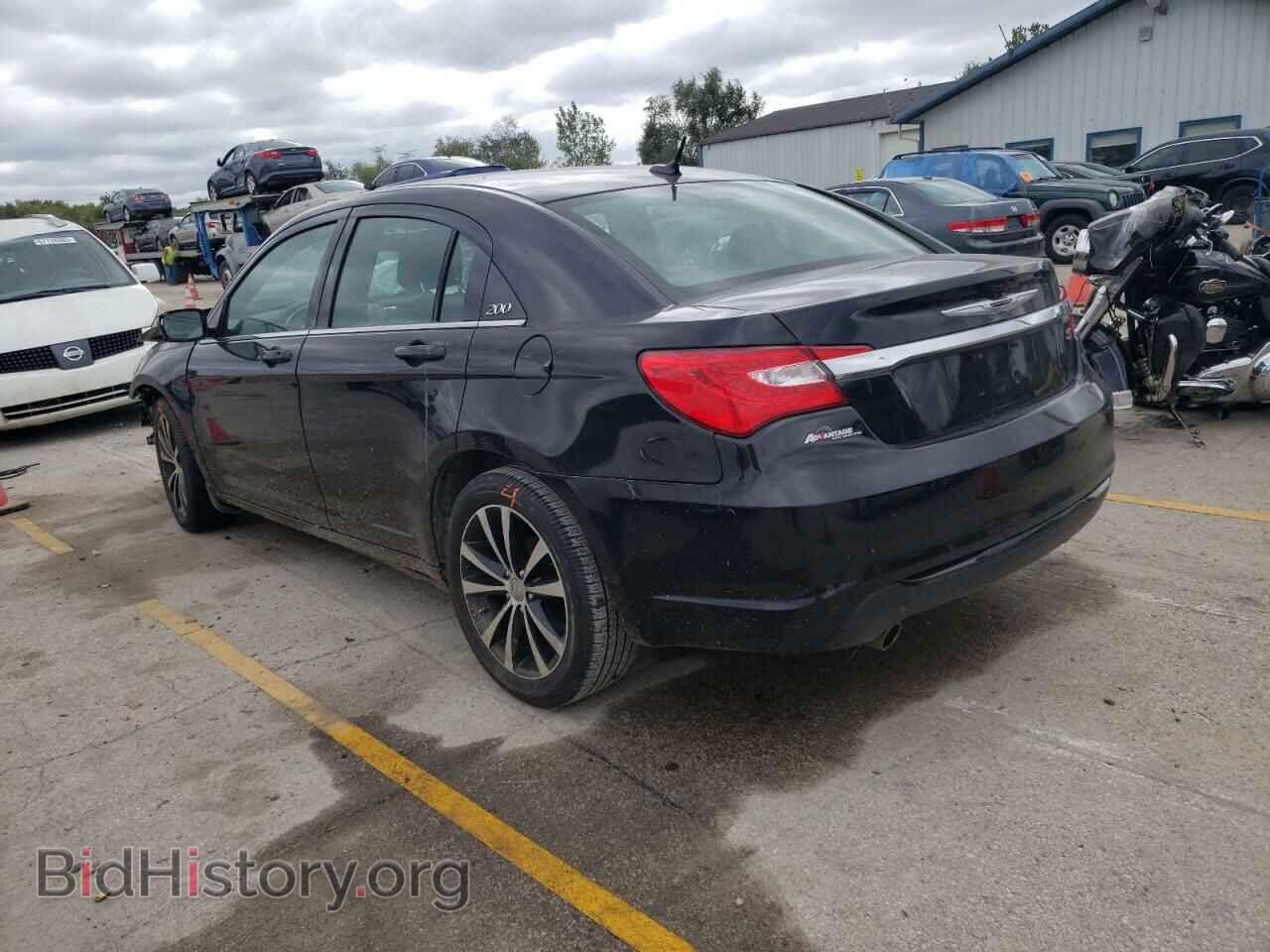 2012 CHRYSLER 200 - VIN: 1C3CCBBG2CN296953 - Фото 2