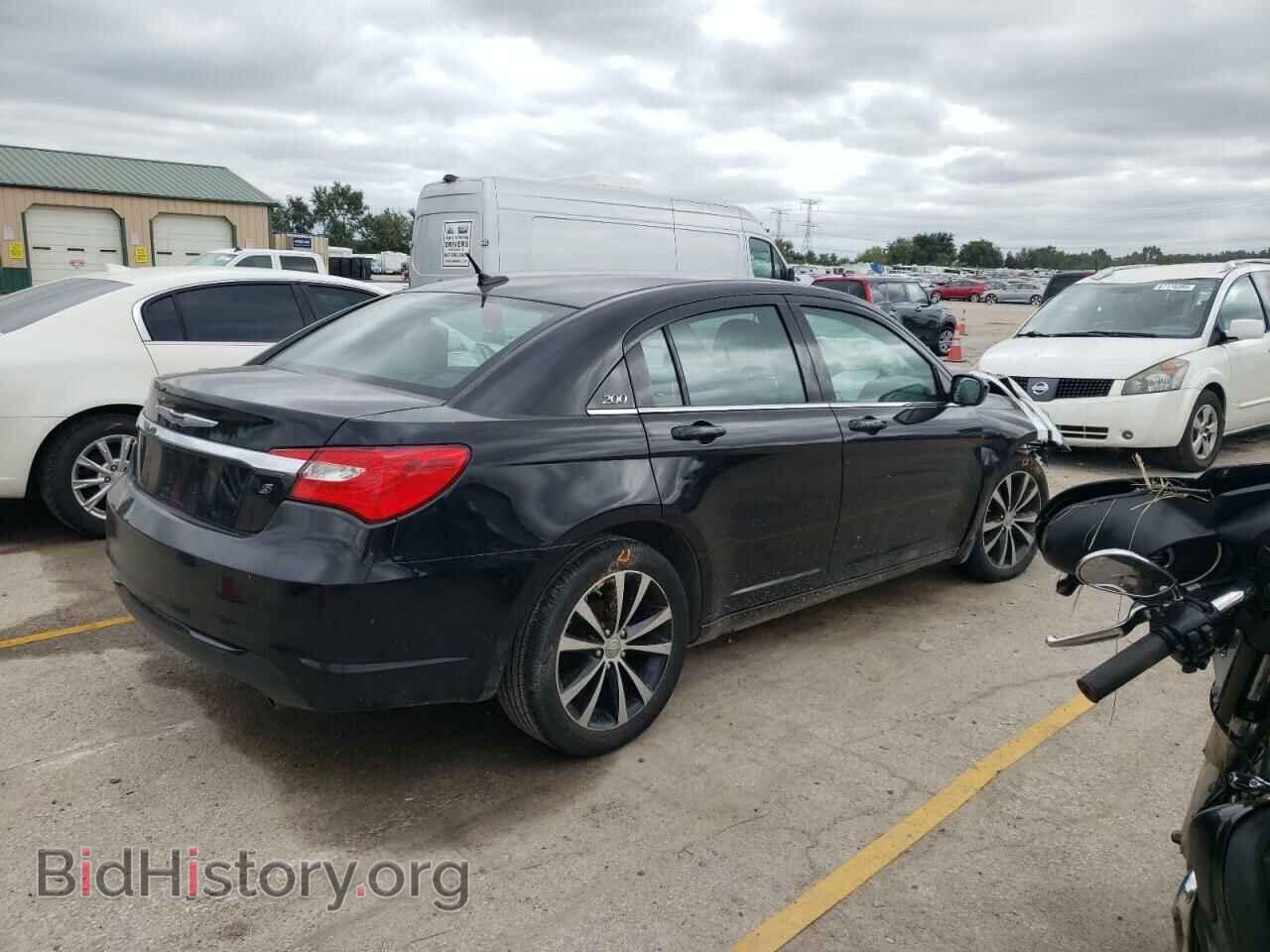 2012 CHRYSLER 200 - VIN: 1C3CCBBG2CN296953 - Фото 3