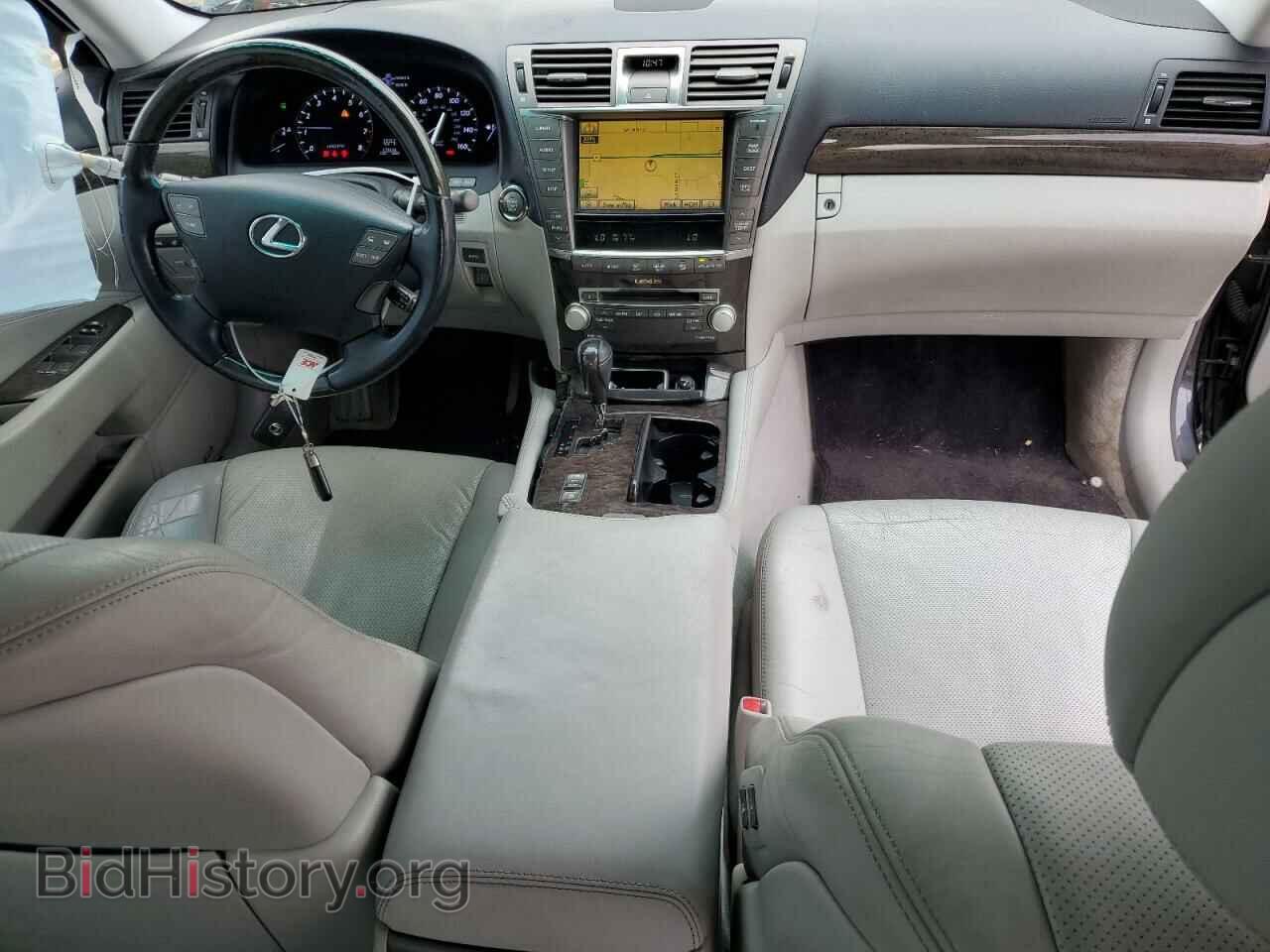 2011 LEXUS LS460 - VIN: JTHCL5EF4B5011408 - Photo 8