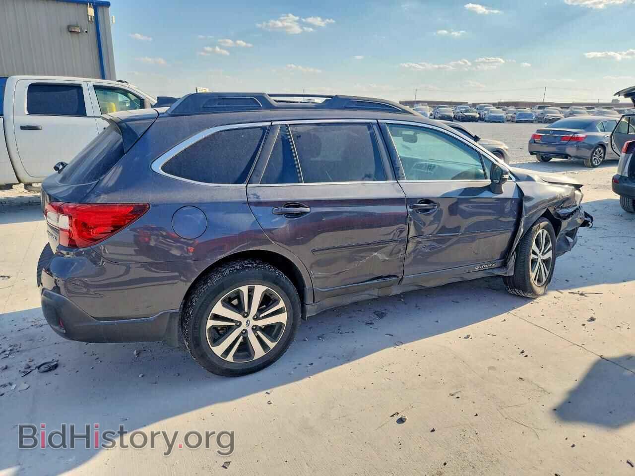 2018 SUBARU OUTBACK - VIN: 4S4BSANC4J3290413 - Фото 3