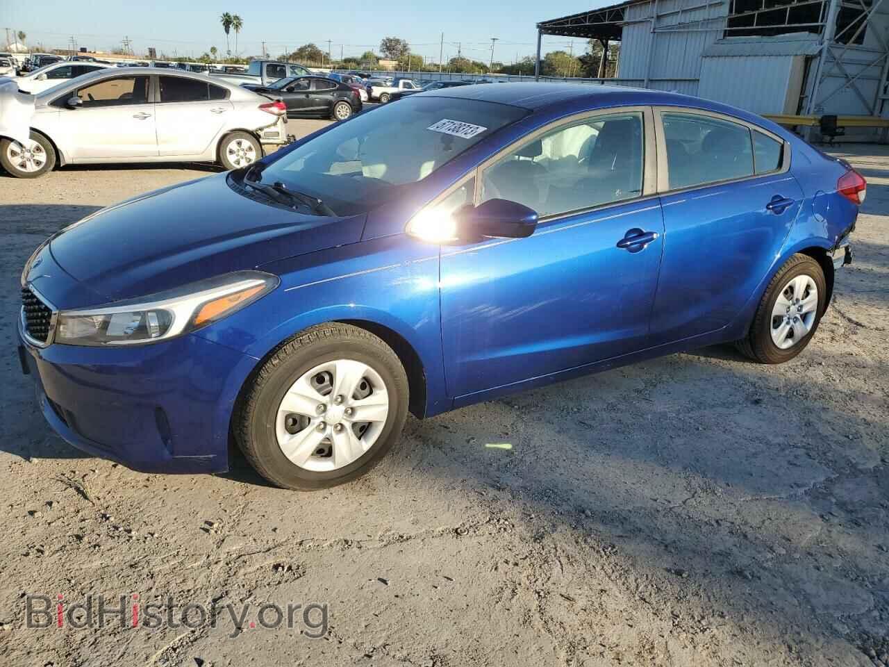 Фотография 3KPFK4A72HE083280 - KIA FORTE 2017