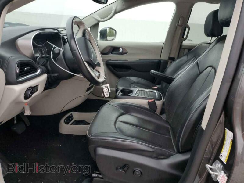 2019 Chrysler PACIFICA (VIN 2C4RC1GG8KR628260) — фото 7 из 14