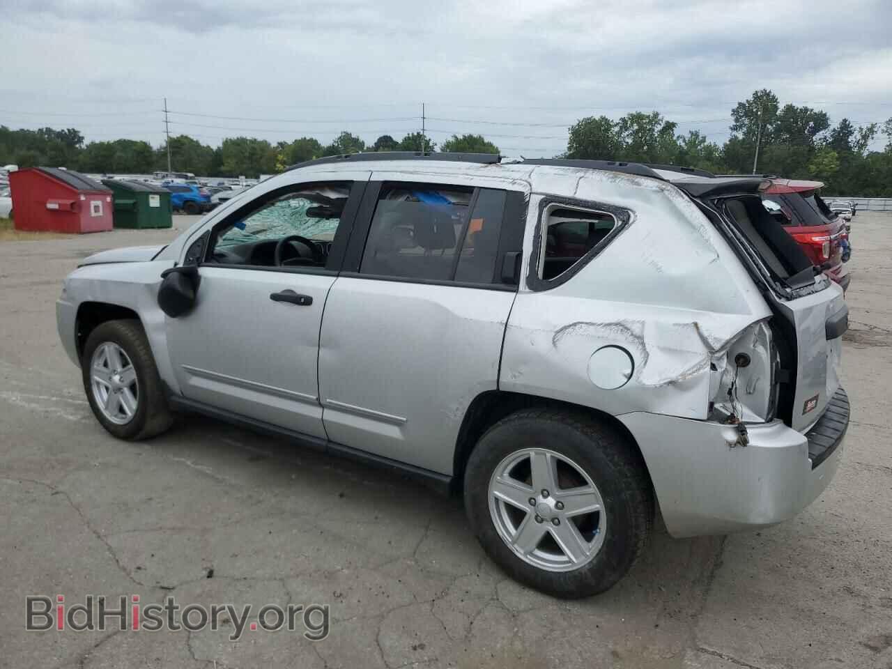 2009 JEEP COMPASS - VIN: 1J4FT47A19D103189 - Фото 2