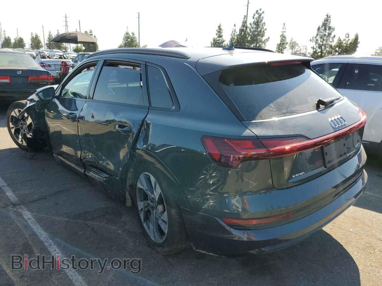 2022 AUDI E-TRON - VIN: WA1AAAGE1NB040506 - Фото 2