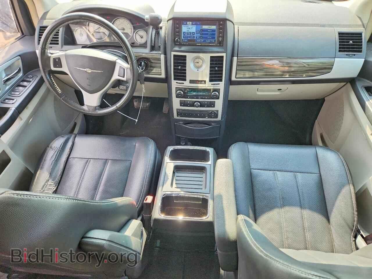 2010 CHRYSLER MINIVAN - VIN: 2A4RR8DXXAR366715 - Photo 8