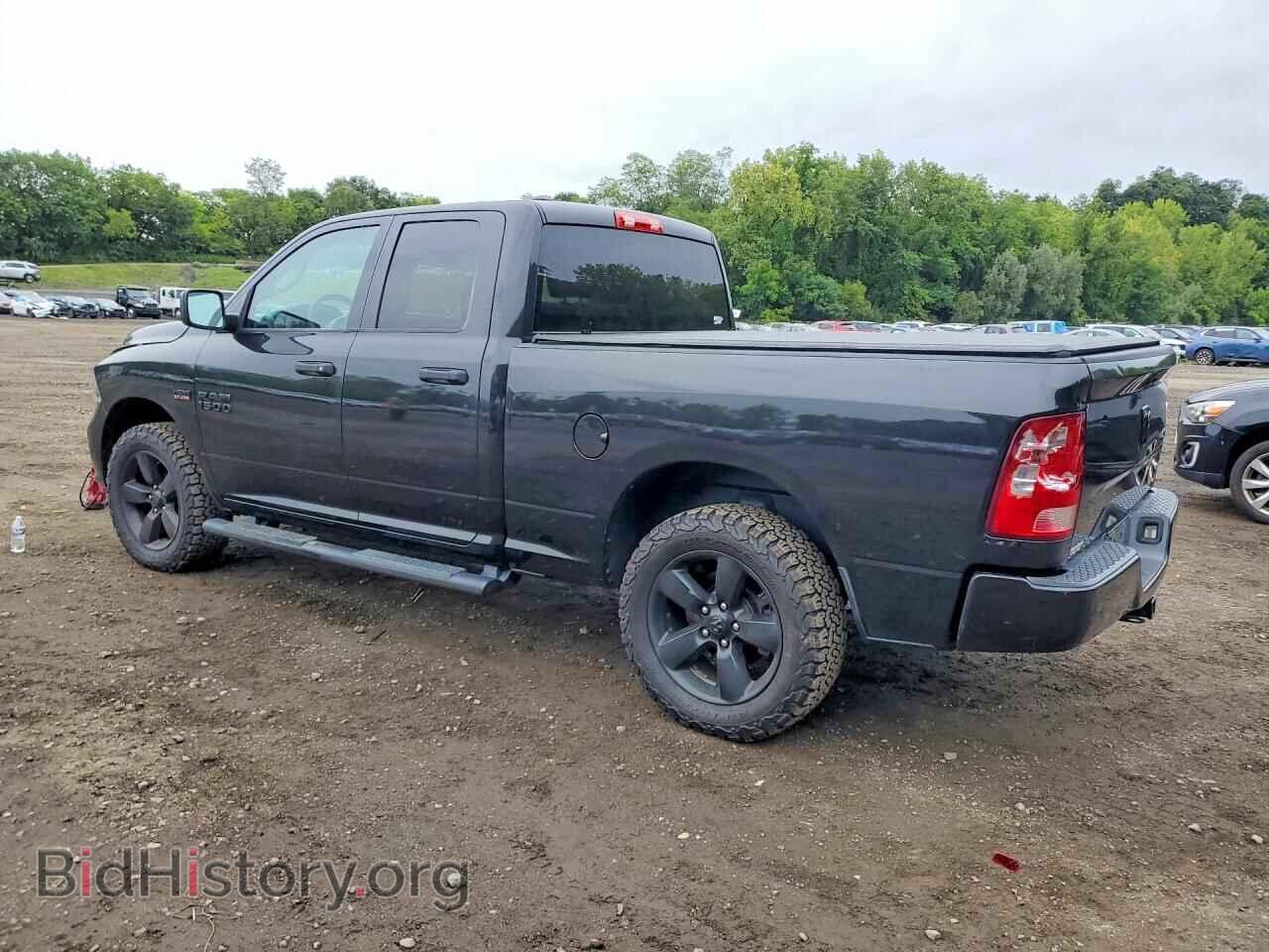 2018 RAM 1500 - VIN: 1C6RR7FT9JS310104 - Photo 2