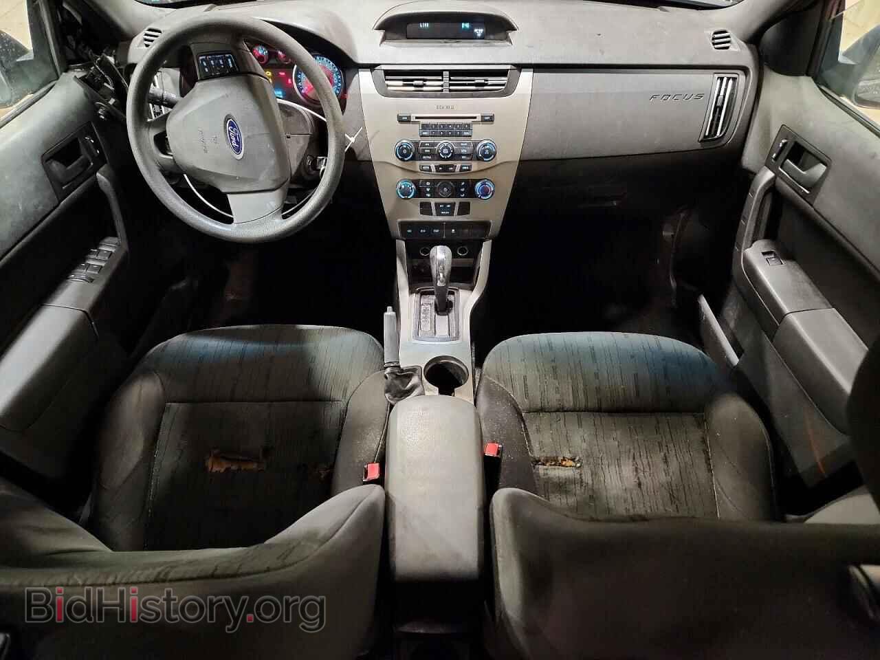 2011 FORD FOCUS - VIN: 1FAHP3FN7BW172664 - Photo 8