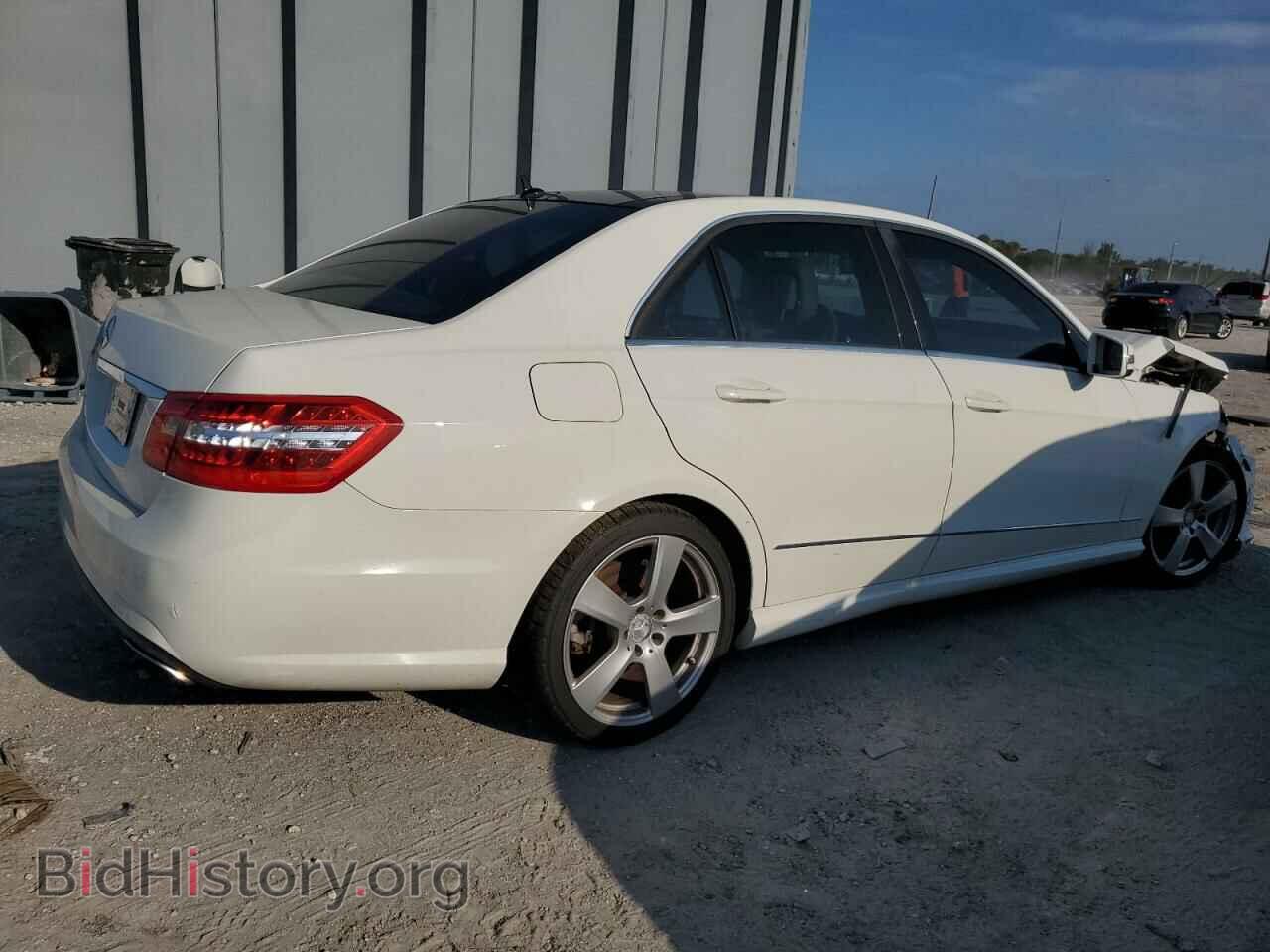 2010 MERCEDES-BENZ E-CLASS - VIN: WDDHF5GB8AA094331 - Фото 3