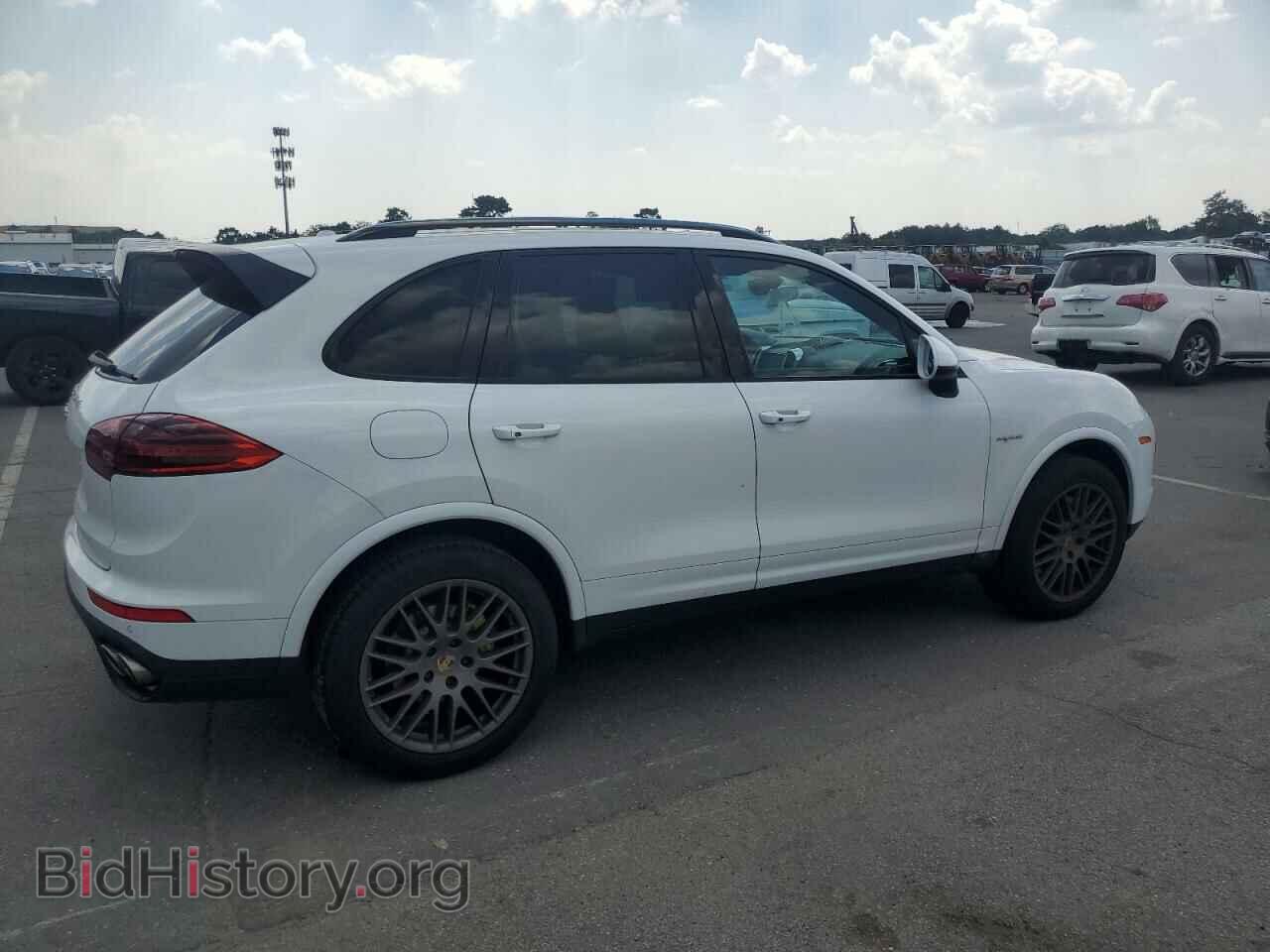2017 PORSCHE CAYENNE - VIN: WP1AE2A26HLA75053 - Фото 3