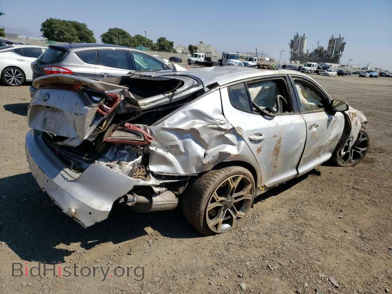 2018 KIA STINGER - VIN: KNAE45LC0J6018121 - Фото 3
