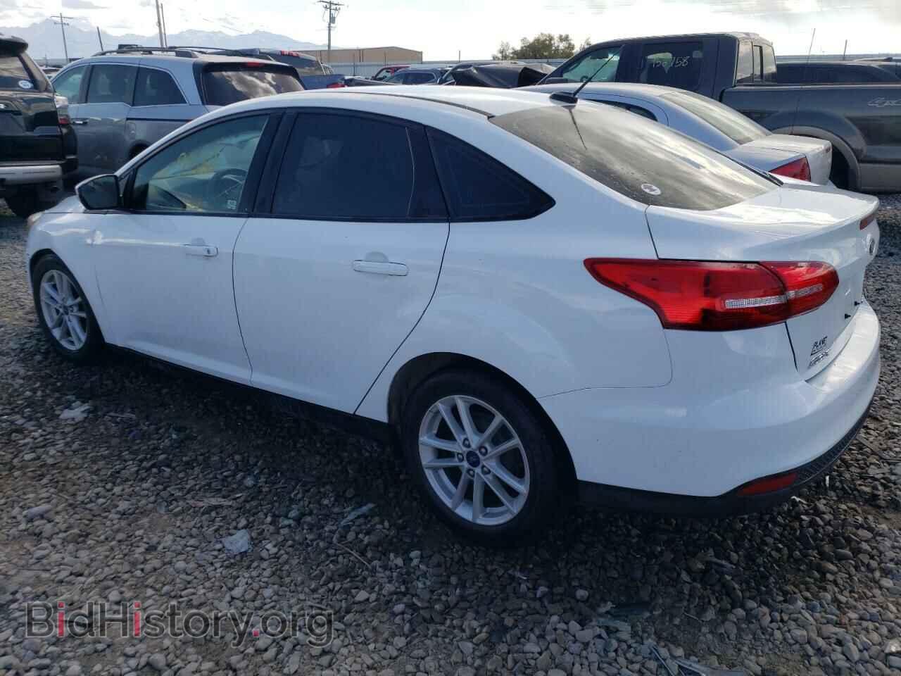 2017 FORD FOCUS - VIN: 1FADP3F28HL217299 - Фото 2