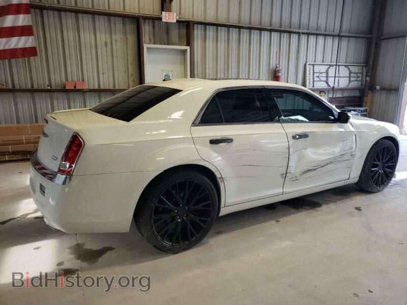 2012 Chrysler 300 (VIN 2C3CCACG8CH284985) — photo 3 of 12